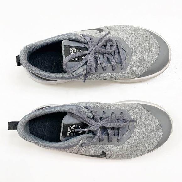 Nike Flex Experience 8 youth gray running shoes - Picture 4 of 9